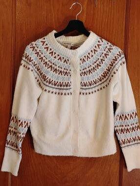 Women's Cardigan Sweater SMALL